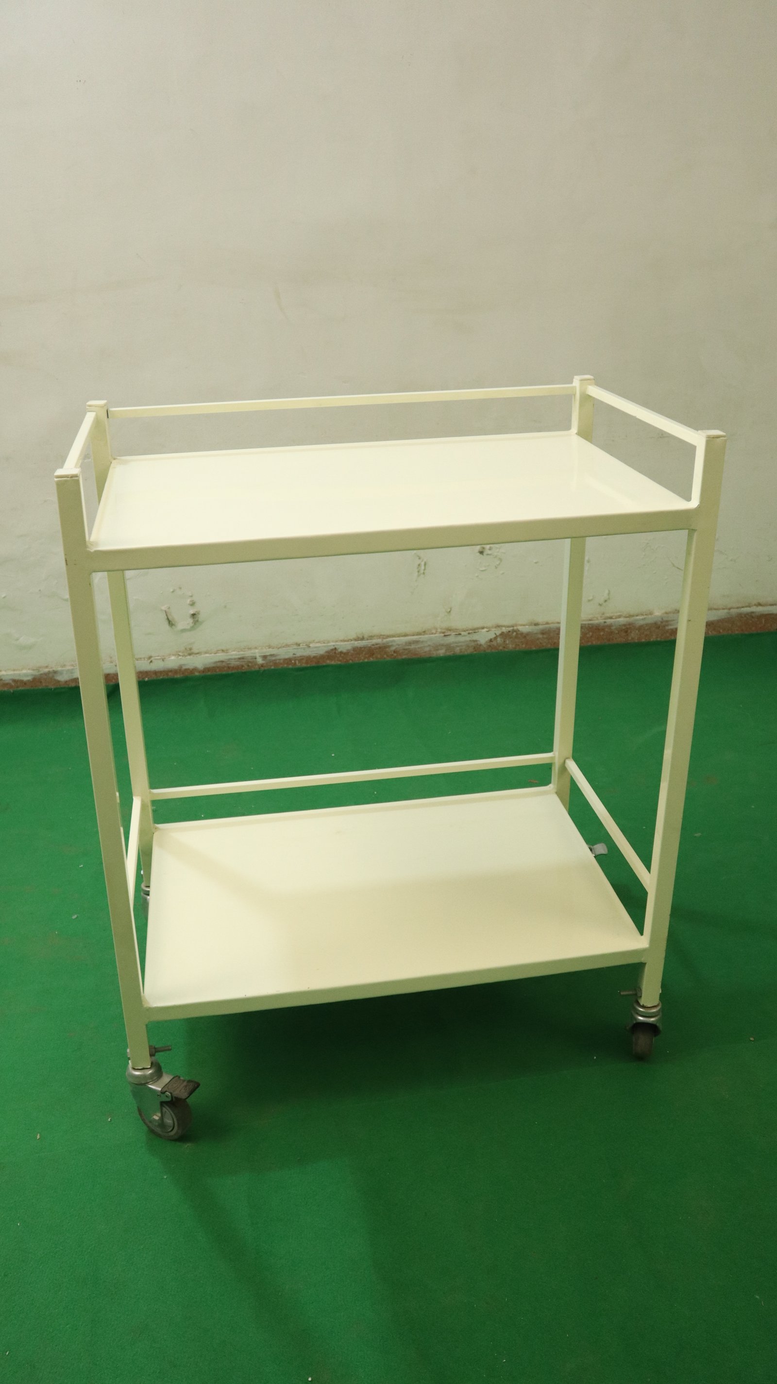 INSTRUMENT TROLLEY PC
