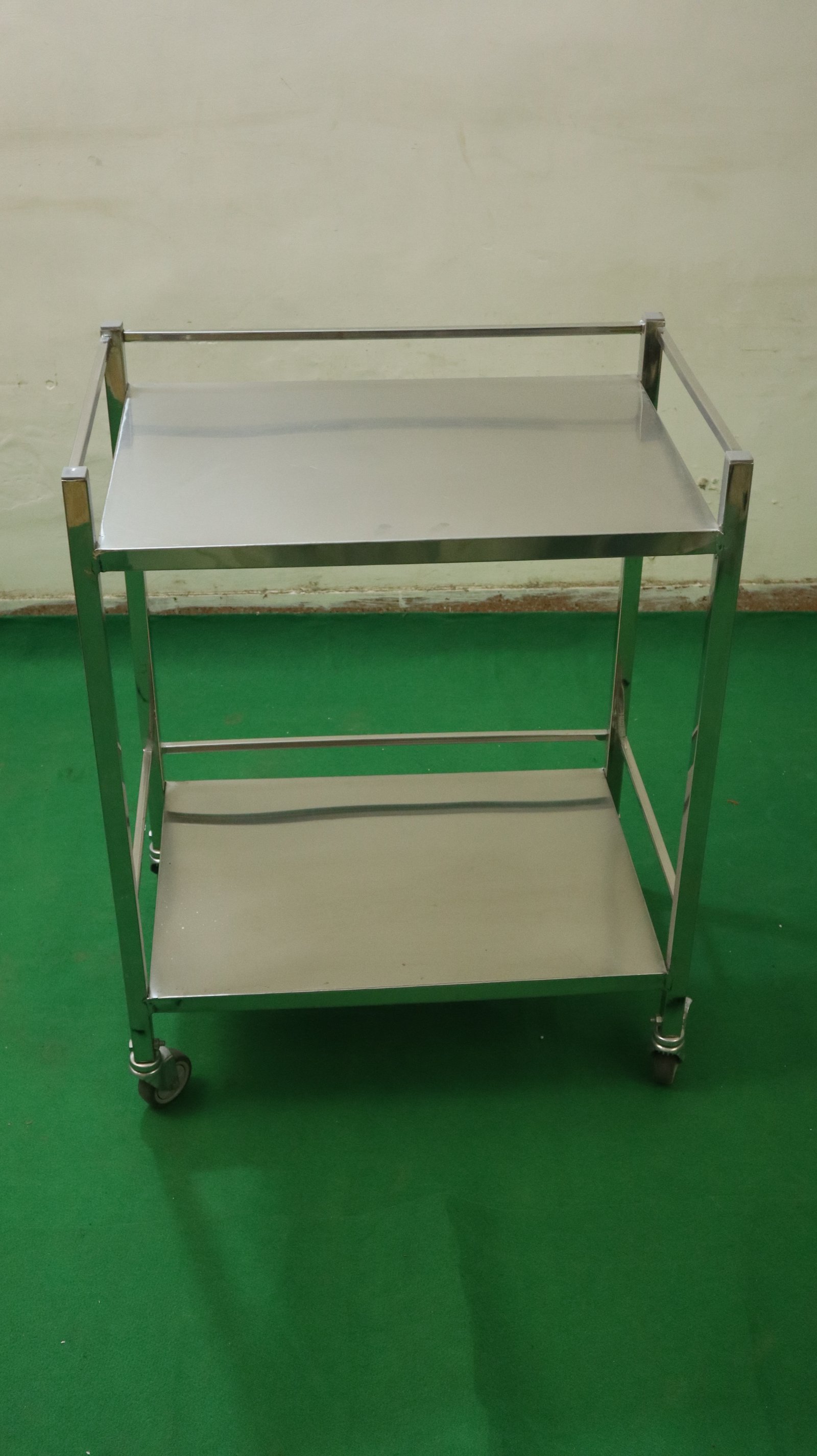 INSTRUMENT TROLLEY SS
